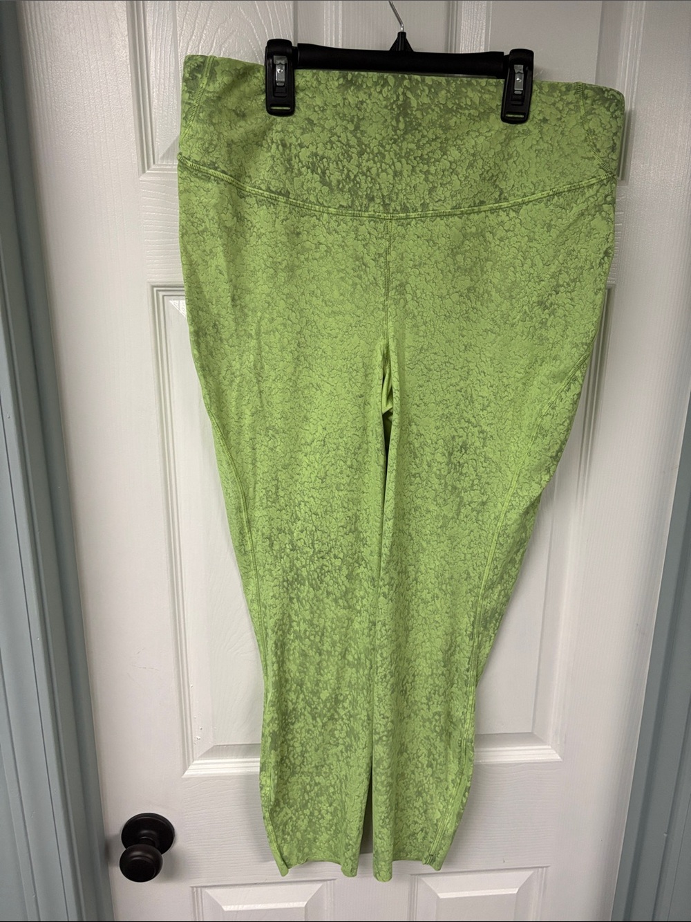 Lululemon Athletica Align Women’s Lime Green Leggings size 14 circle